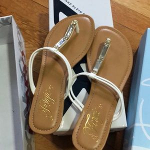 NWT SANDALS